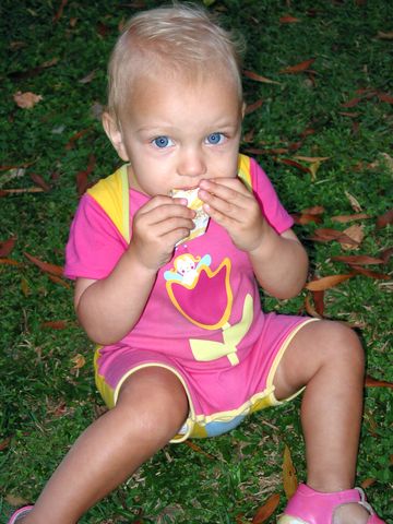 6 - Neve having a snack