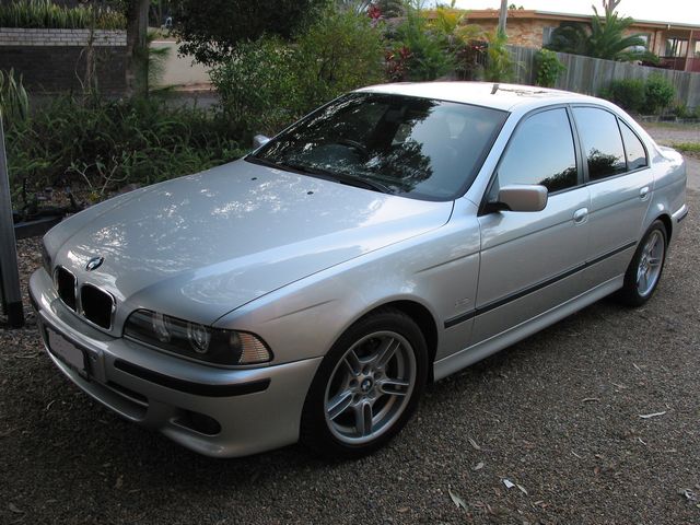 6 - Australia - BMW 530i Sport