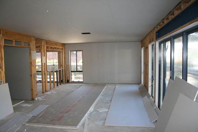 7 - Looking from the kitchen to the lounge dining