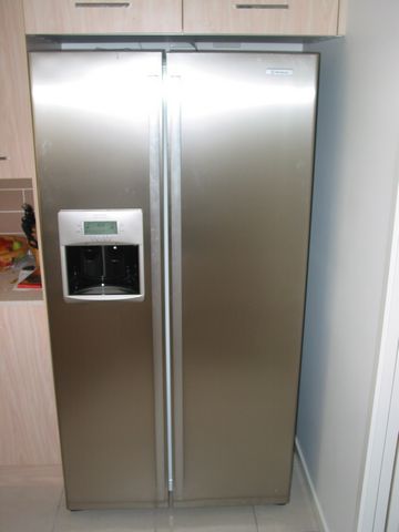 15 - Makes ice and cold water - perfect for the Qld climate