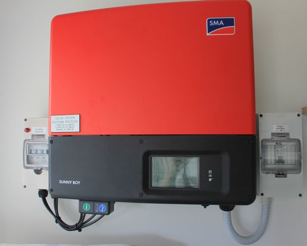 16 - Sunnyboy Solar Inverter