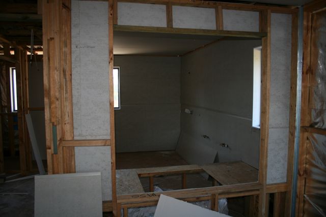 21 - Master bedroom ensuite