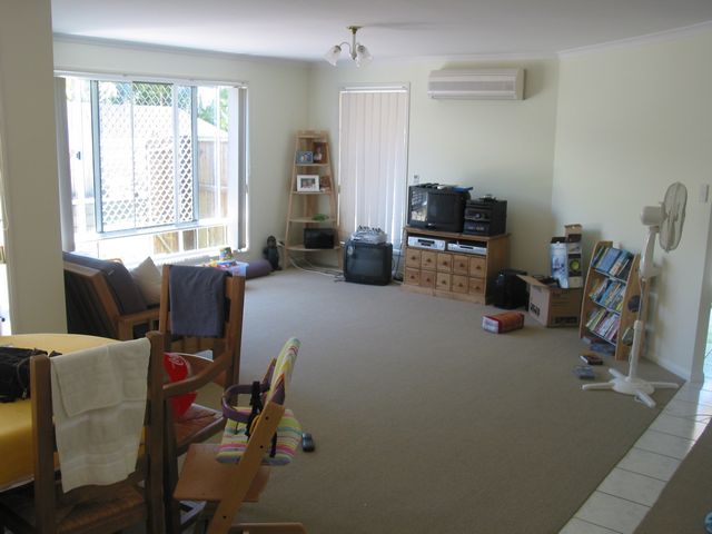 13 - Lounge area