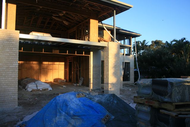 4 - 2 1/2 lockup garage