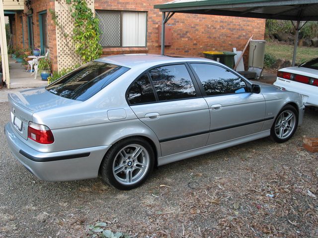 9 - Australia - BMW 530i Sport